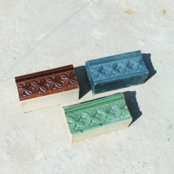 Bò nóc hoa chanh men xanh Hoàng gia Nhật