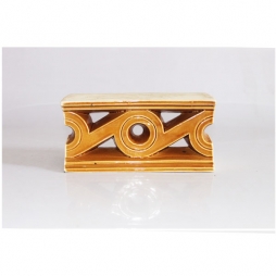 Bò nóc hoa dây cổ men vàng hổ phách