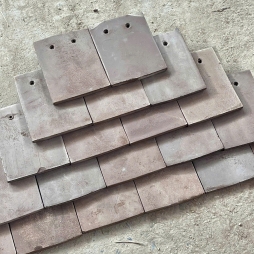 Ngói liệt nâu sành cổ kính