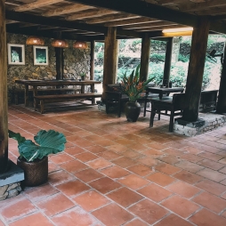 Gạch lát nền nhà cổ