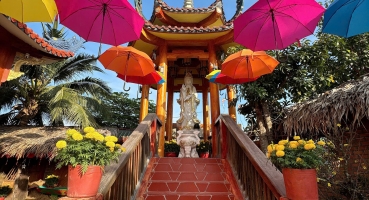 Ngói lưu ly ứng dụng chùa Đồng Tháp