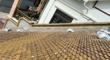 ngói mũi hài cổ men hoàng thổ