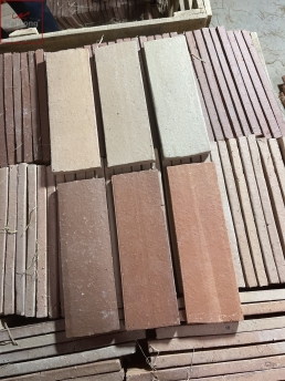 gạch lát sân tông màu sáng