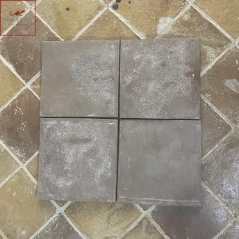 Gạch nâu sánh đá mịn