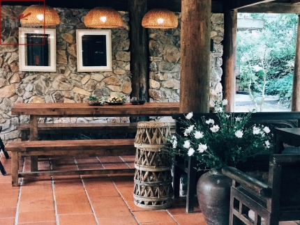 Gạch lát nền cổ Bát Tràng