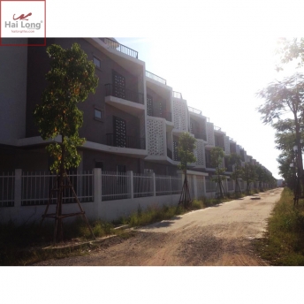 Gạch thông gió tam giác tráng men - Hải Long Tiles